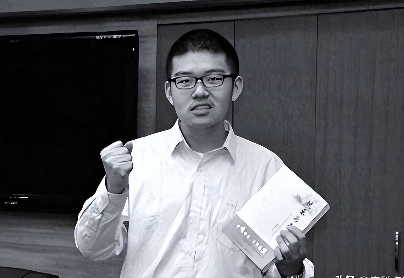 林嘉文 70万字学术专著 高考前自杀_高考