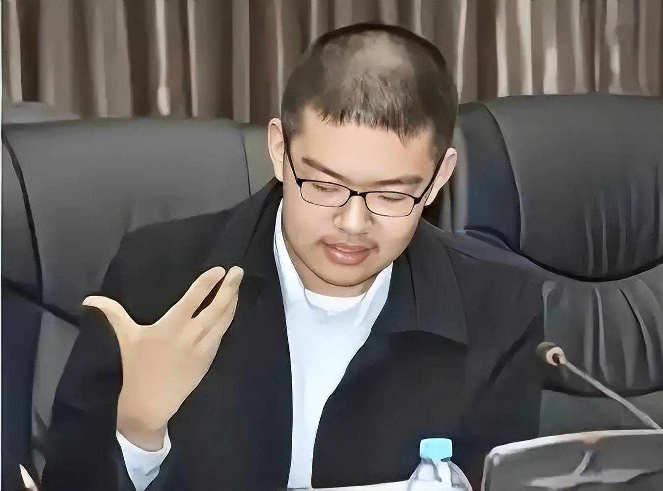 高考_林嘉文 70万字学术专著 高考前自杀