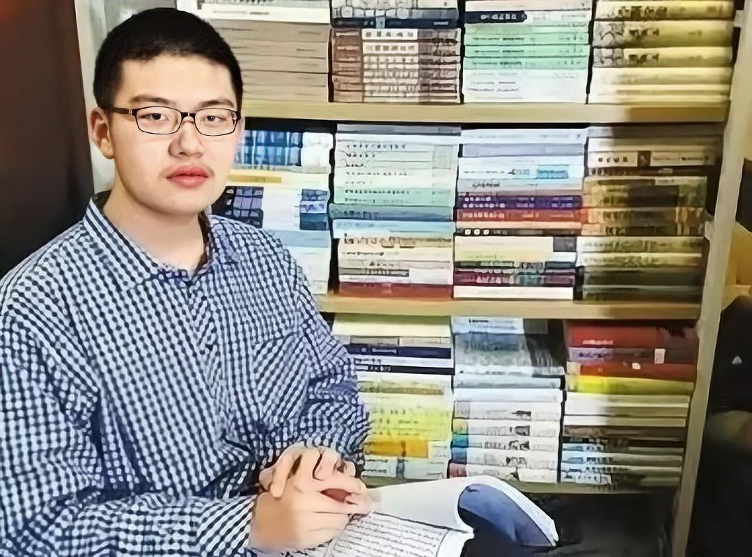 林嘉文 70万字学术专著 高考前自杀_高考