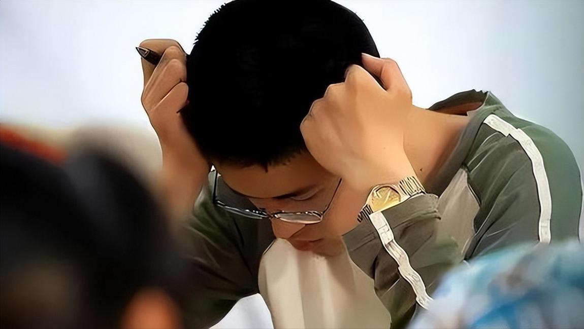 林嘉文 70万字学术专著 高考前自杀_高考