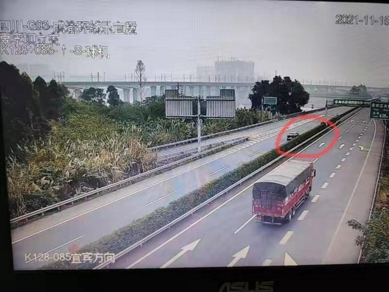 高速导航软件_导航错误导致错过匝道_高速公路逆行处罚