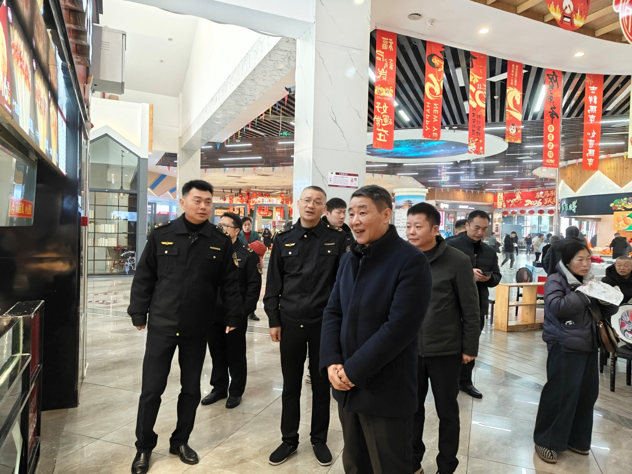 九江市监局督导高速服务区食品安全，保障旅客春节饮食安全