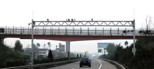 高速安全_高速公路行车安全_匝道安全驾驶技巧