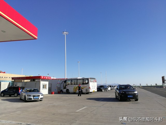 高速服务区设施_服务区商业生态_高速服务区盈利模式