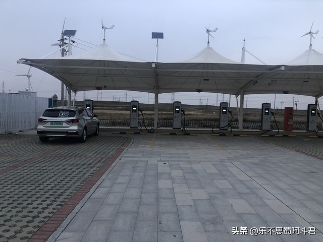 高速服务区盈利模式_服务区商业生态_高速服务区设施