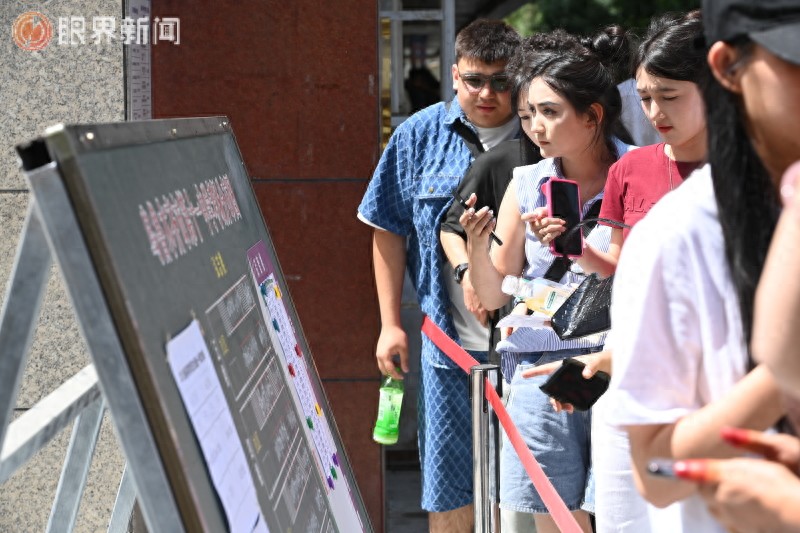 2025 年乌鲁木齐高考拉开帷幕，52 个考点 1217 个考场设置情况