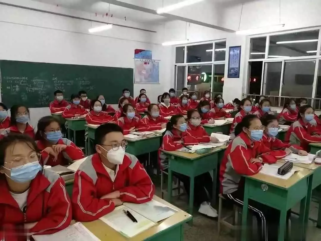 新高考2.0下，理科生选化学还是弃化学？看完再决定