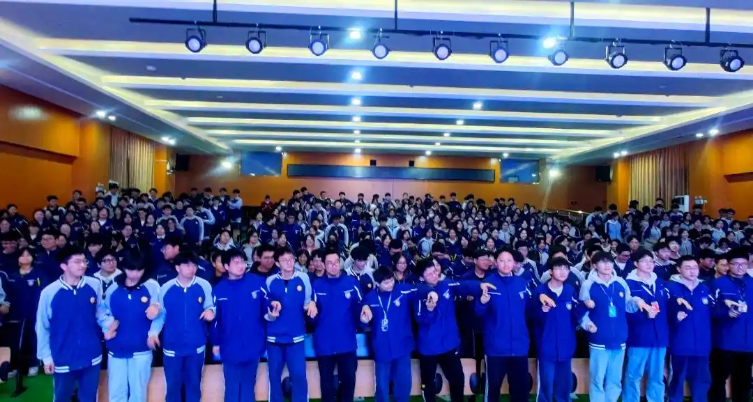 高考心理辅导_考前心理辅导活动_高三心理调适