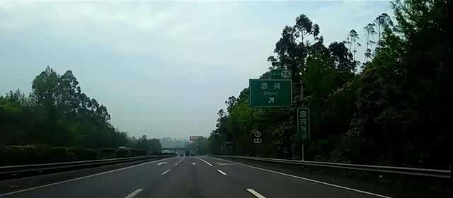 高速驾驶安全指南_高速行驶_新手司机高速驾驶技巧