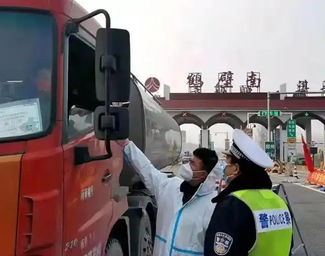 河南高速交警服务_高速维护_春运安全出行