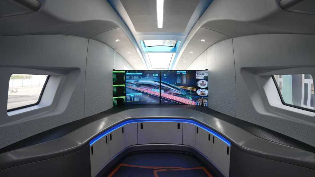 高速列车_时速600公里超导电动高速磁浮列车_中车长客超导磁浮车