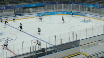 复兴号智能动车5G直播_北京冬奥会VR全景直播_冬奥会科技应用