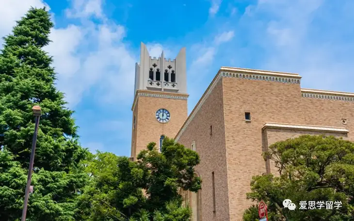 早稻田大学本科各学院每年学费详情（含入学金）