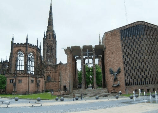 考文垂大学学费情况及院校简介、专业设置介绍