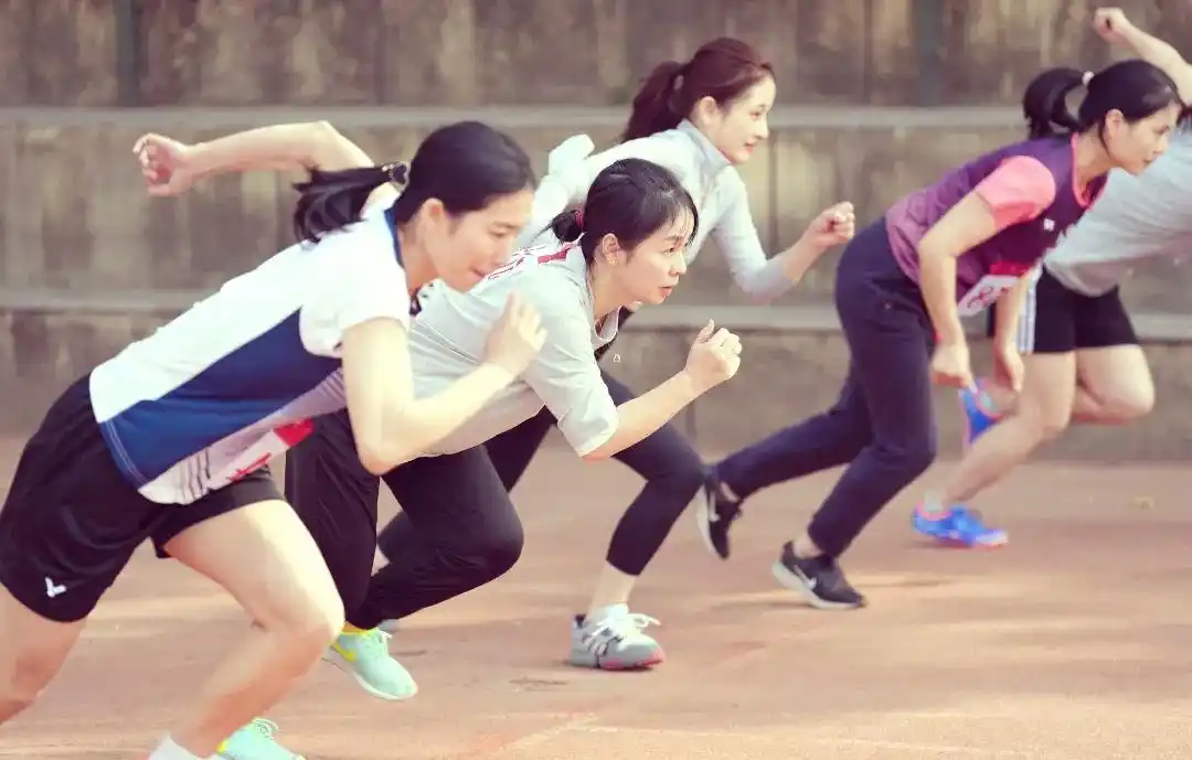 运动健儿竞技风采_湖南大学第二十三届体育文化节运动会_大学运动会