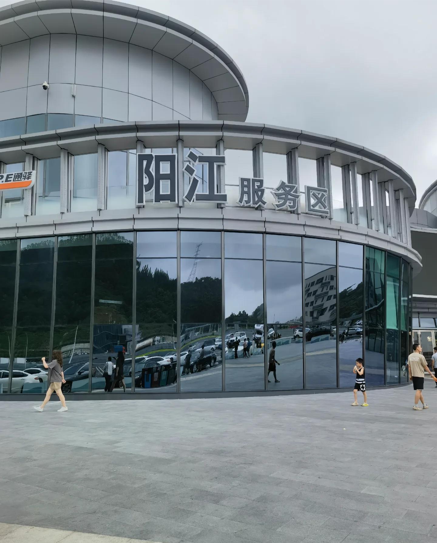 高速服务区_服务区商品价格分析_服务区加油站赚钱经