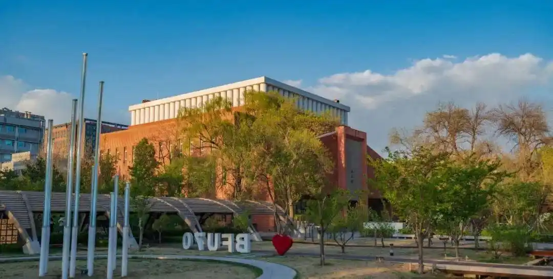 高考艺术生_湖北省2024年艺术本科统考批平行志愿投档线_湖北艺术本科统考批院校投档线