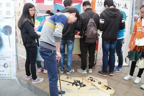 英语社推荐_大学社团招新_大学社团