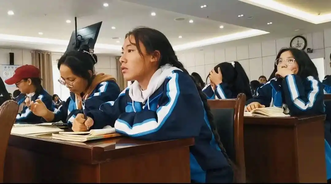 新高考3+1+2选科模式解读_四川新高考选科指导_高考科目