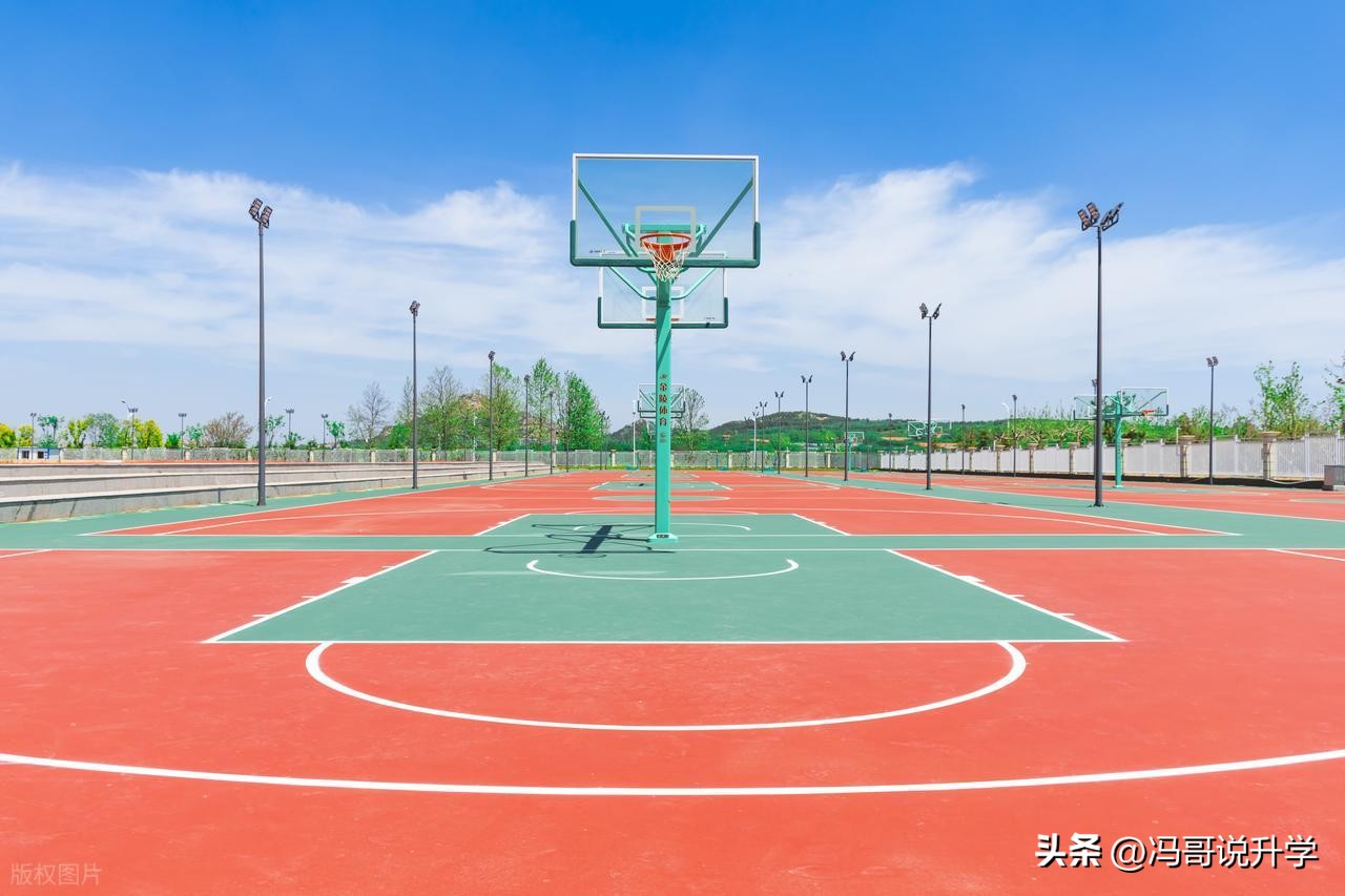 高中走读住宿选择_私立高中管理优势_高考住宿