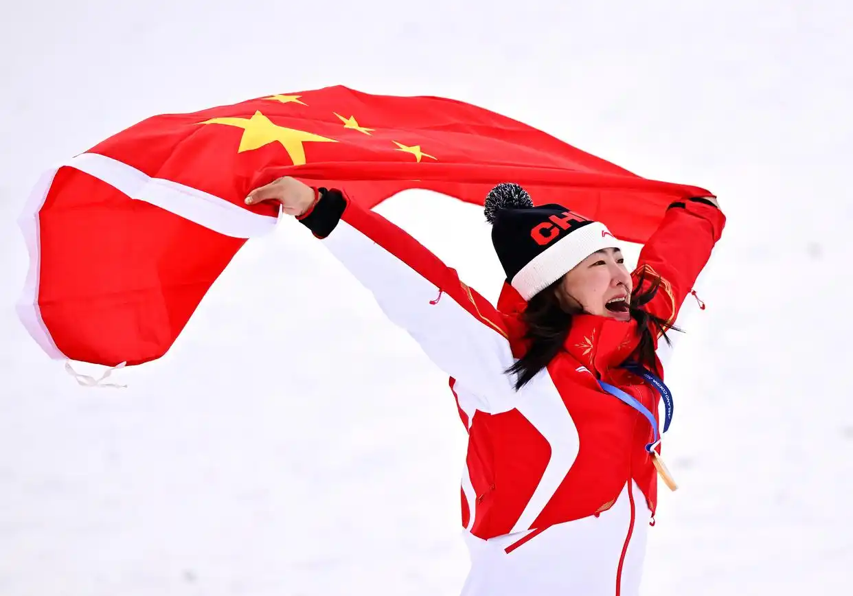中国体育代表团成绩_冬奥会运动员_米兰冬奥会闭幕式