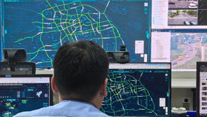 去年上海360个路口车速提高 全市非机动车违法数量增加20%