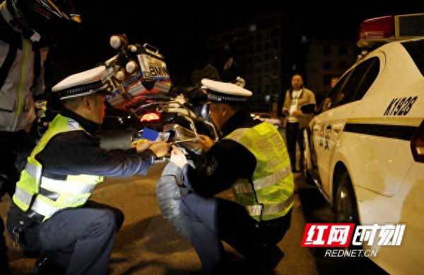 娄底交警多举措整治飙车炸街等违法，营造安全交通环境