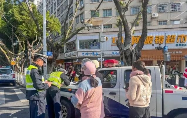 高速公路执法监督条例_违法拦车处罚规定_违章高发月份预警