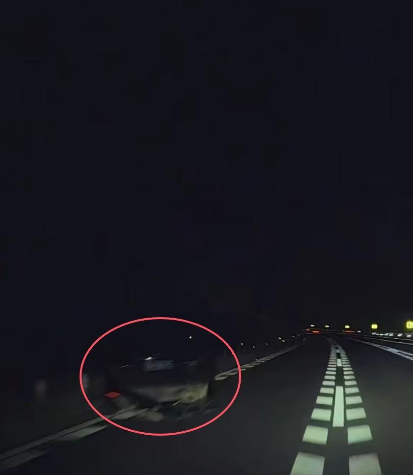 广西玉林高速5车追尾事故_深南高速兴业县交通事故处理_高速事故