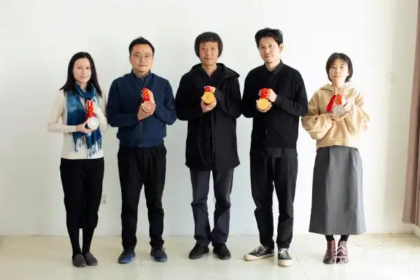 北京冬奥会奖牌设计 灵感来源 中国玉璧 同心奖牌纹样含义_冬奥会会徽