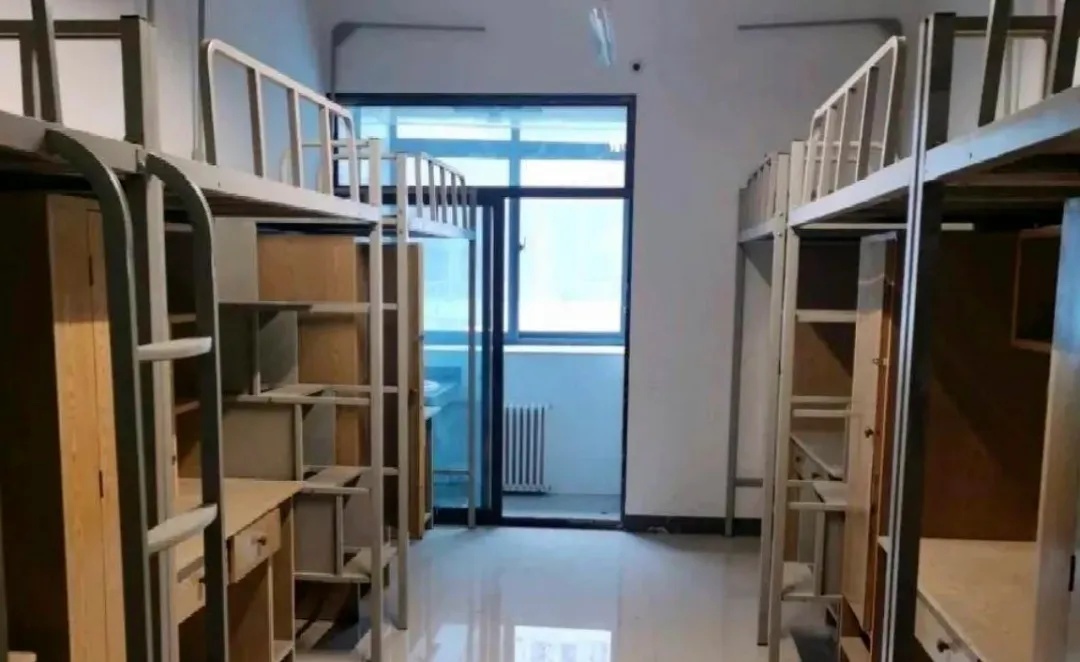 河南大学宿舍费用_河南35所大学宿舍环境_大学宿舍