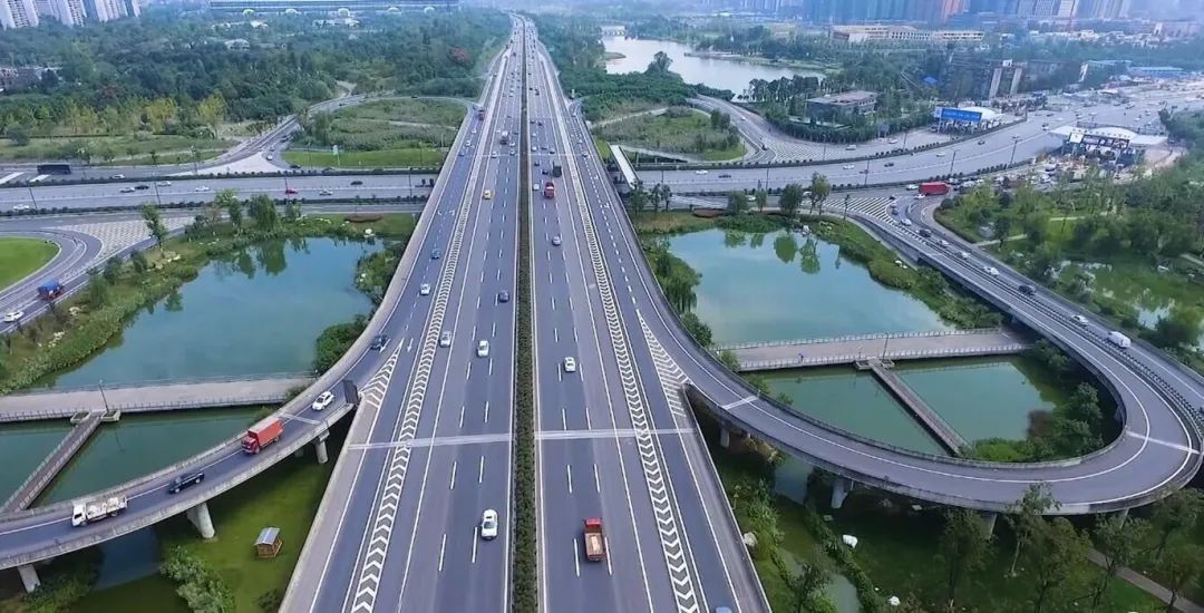 高速限速规定是咋定的？这些特殊路段为啥要特殊限速？