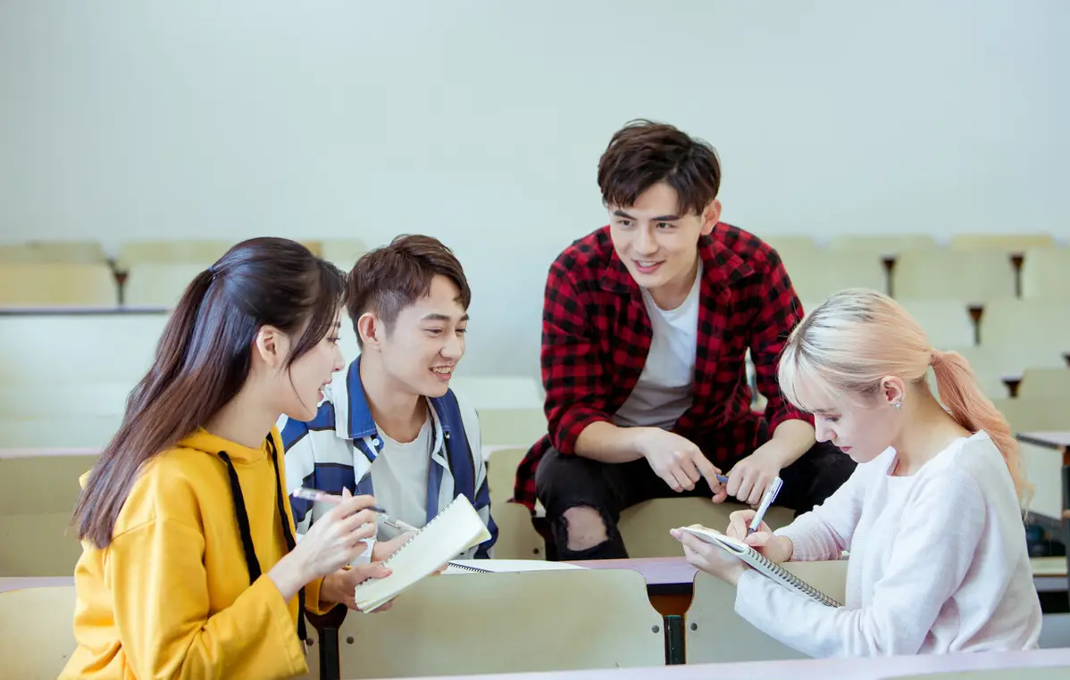 大学宿舍_大学宿舍等级排名_大学生宿舍环境