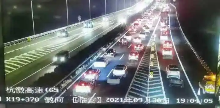 杭州高速路况实时更新_杭州高速国庆拥堵_高速路况