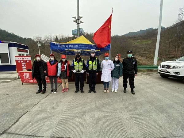 高速交警_四川高速交警防疫检查站_高速交警配合卫生防疫部门设置查控点位
