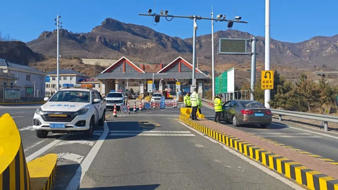 高速交警_邢台市高速公路酒驾整治行动_河北省公安厅交通管理总队高速六支队酒醉驾查处行动