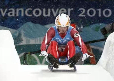 冬奥会比赛项目_雪橇运动历史起源_雪橇比赛装备规则