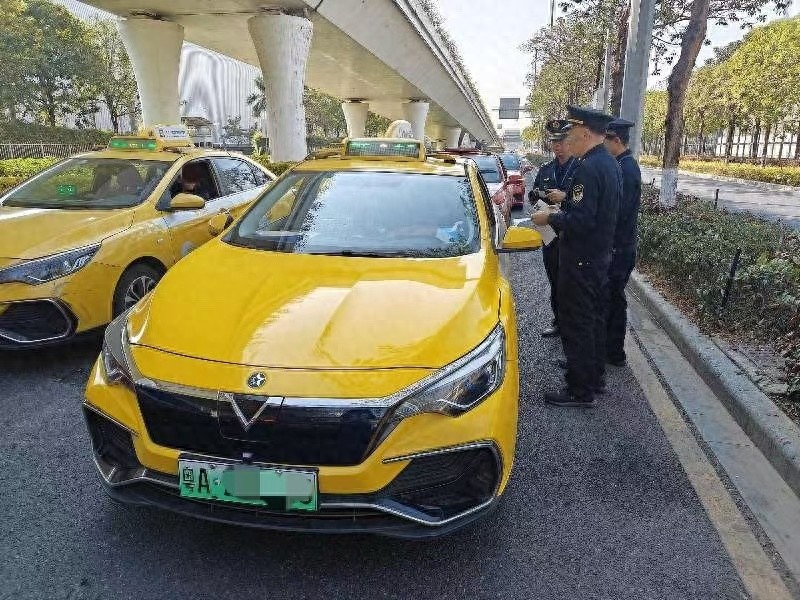 春运广州交通执法严查客运违章，重点整治出租车揽客乱象