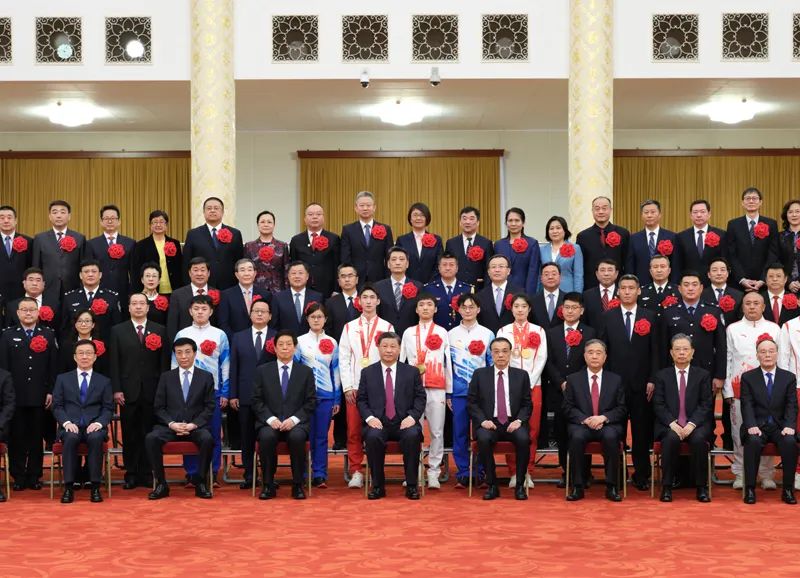 北京冬奥会总结表彰大会 习近平讲话 _冬奥会精神_ 北京冬奥会冬残奥会表彰决定 韩正宣读 