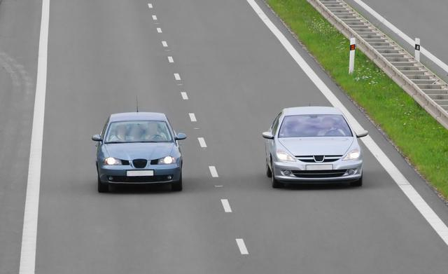 高速驾驶技巧_高速行车安全注意事项_高速公路驾驶技巧