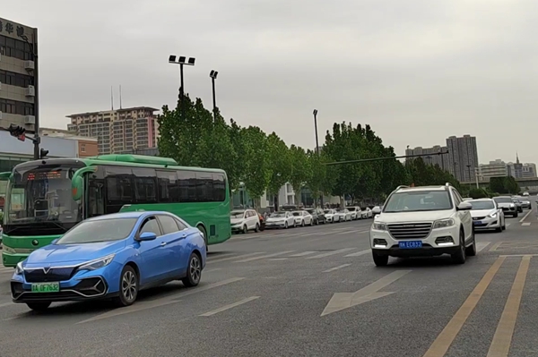 郑州机动车限行4年多引调整建议，后续将从利民角度研究修订