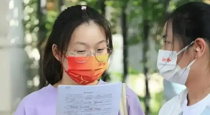 2024年高考状元戴思宇的逐梦路，十二年苦读与成长