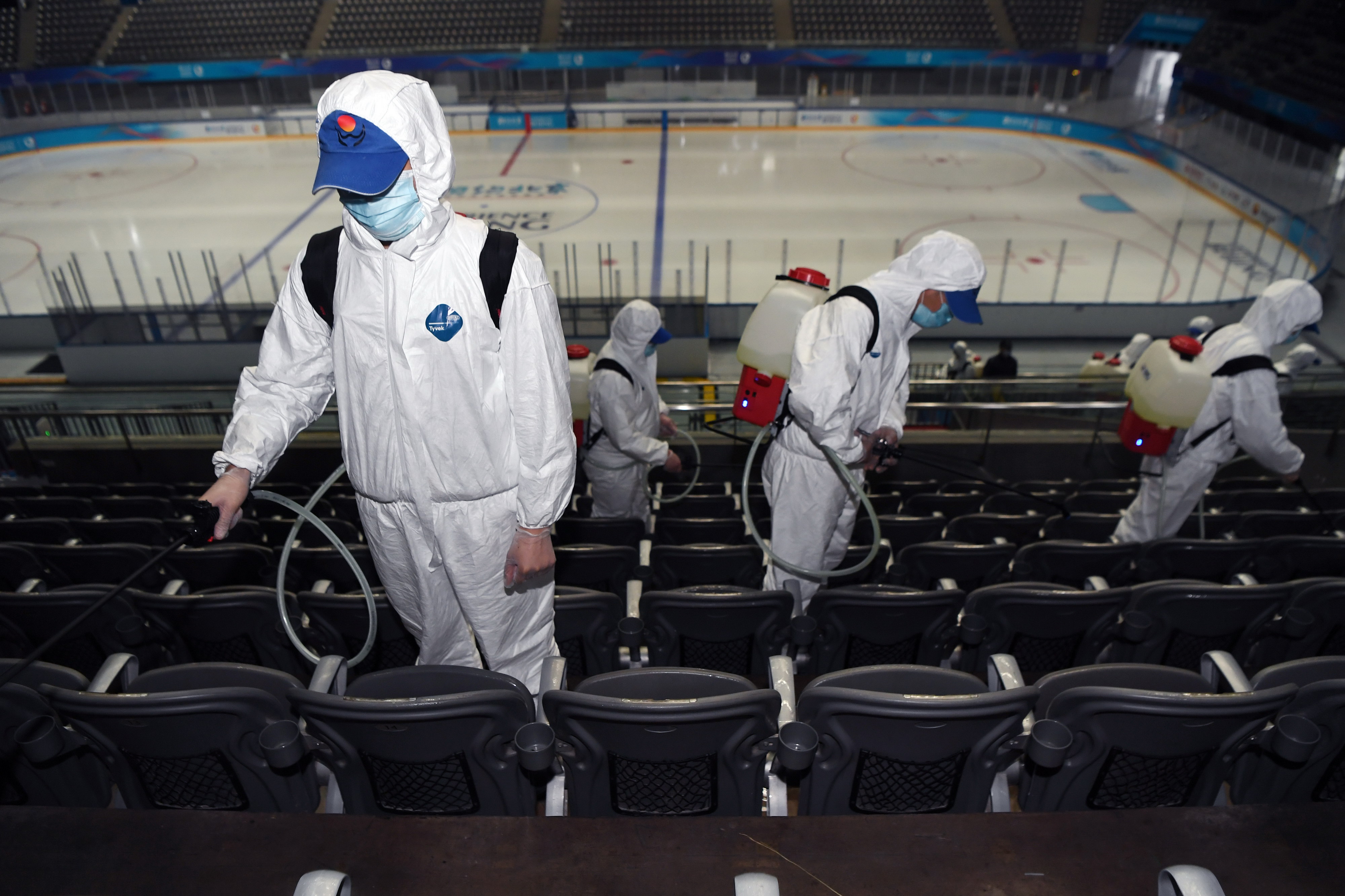 北京冬奥会防疫政策：严格疫苗接种、赛时闭环及观众要求