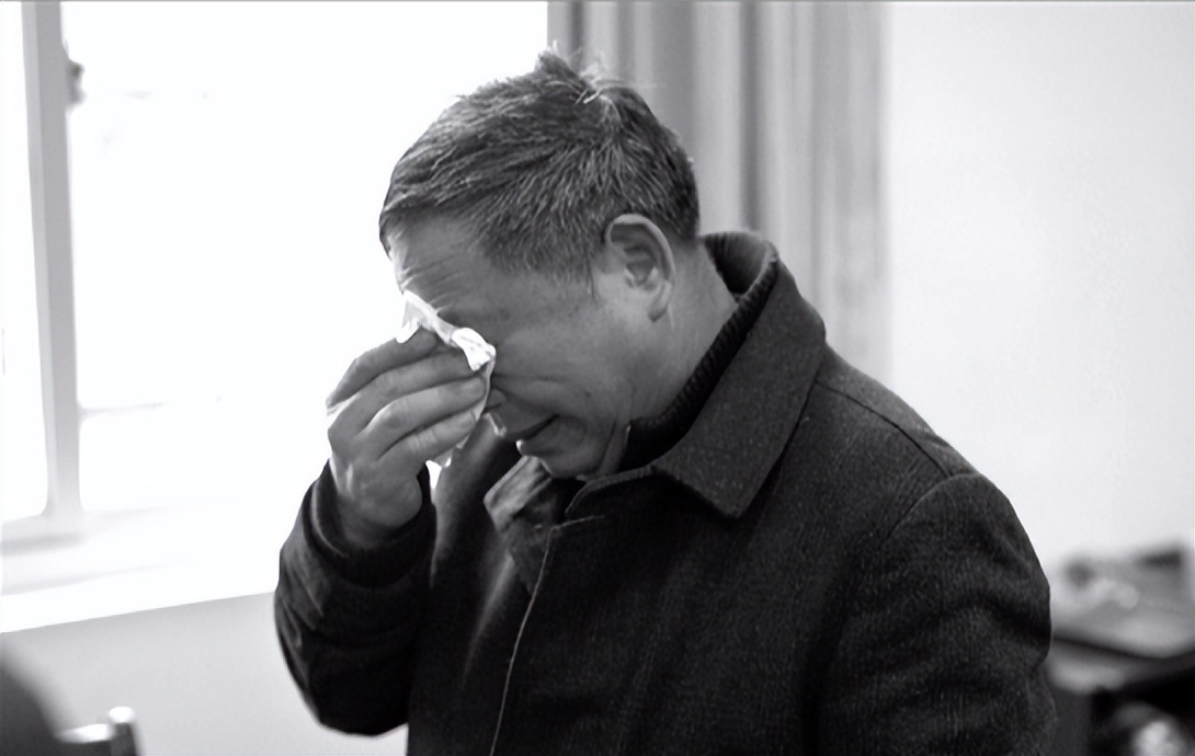 重庆文科状元民族身份造假事件_高考状元_何川洋北大录取被撤销原因