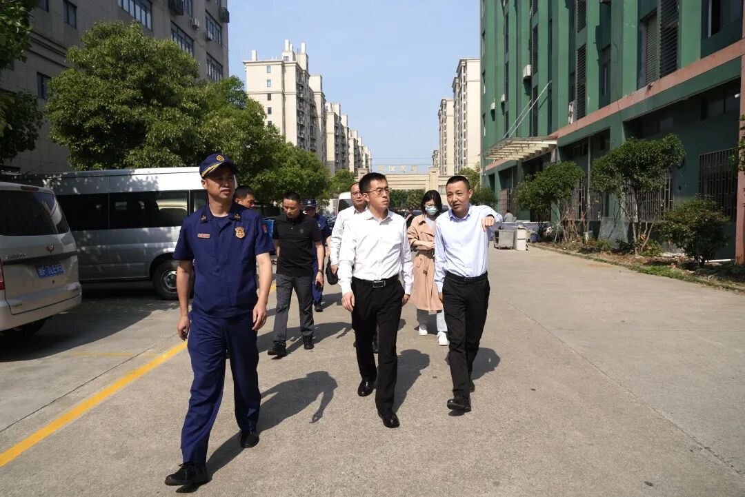 市委书记暗访检查！群租企业、出租房屋消防安全隐患多