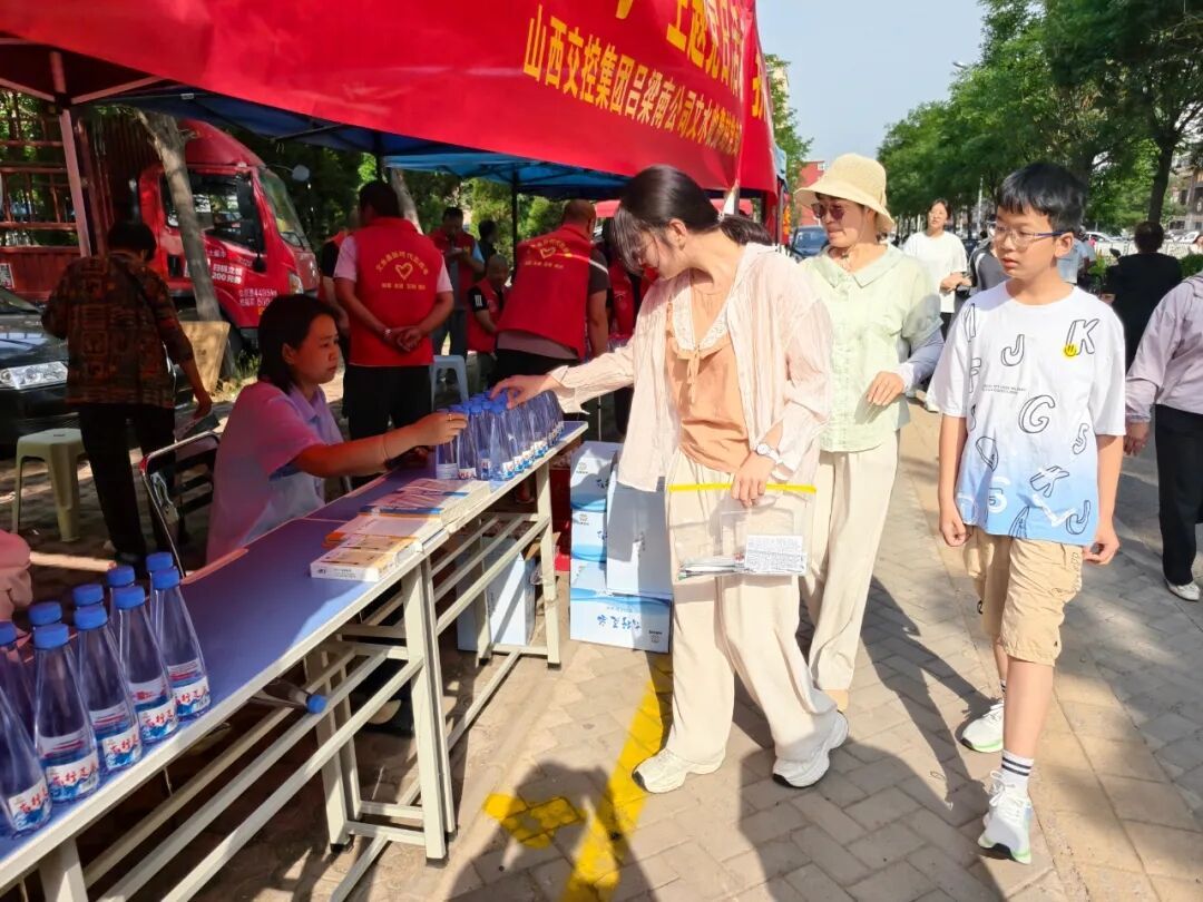 太原公交高考爱心护考队_高考交通_山西交通运输行业高考护航行动
