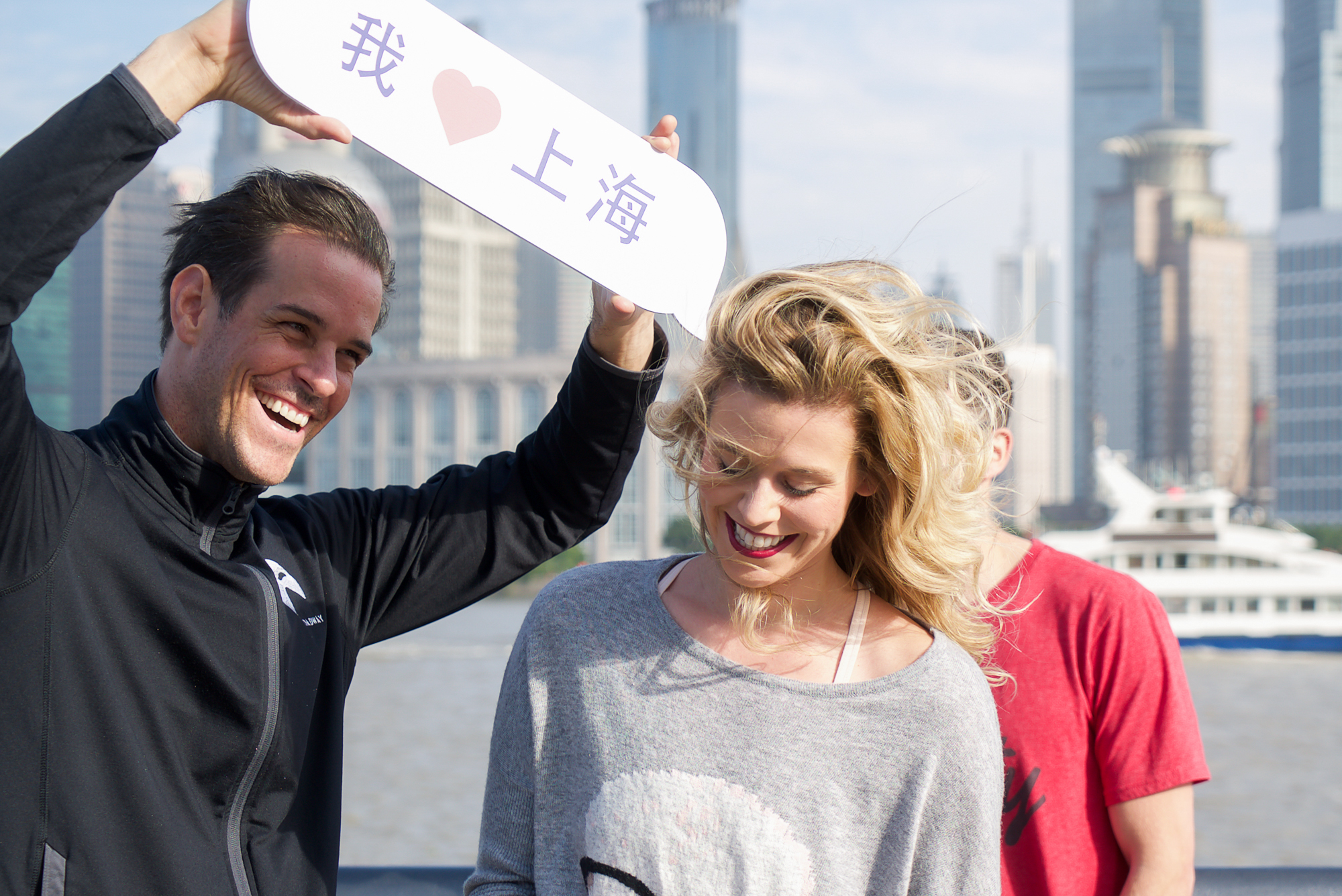 高速路牌_高速公路中文标识政策变化_中国高速公路取消英文标识