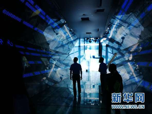 高考临近志愿怎么填？这些热门专业了解一下