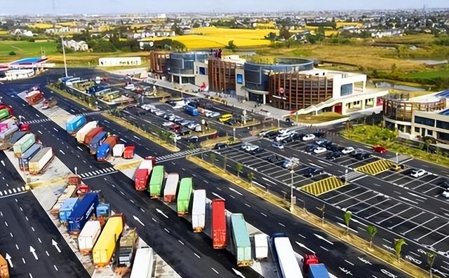 高速公路服务区盈利模式_高速服务区住宿_服务区土特产销售利润