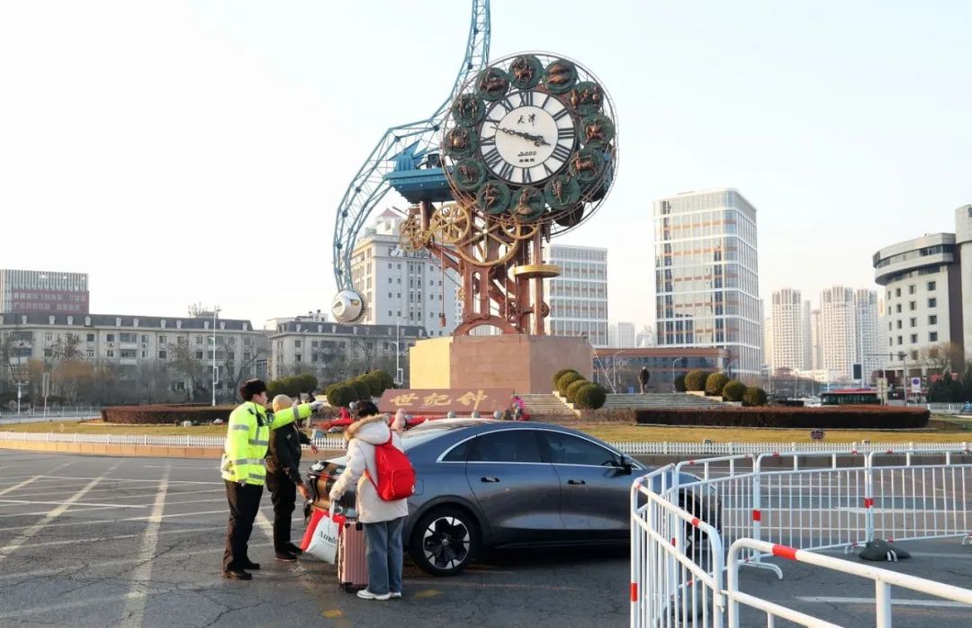 尾号限号限行_跨年夜天津站解放桥大沽桥交通管制措施_天津机动车尾号限行轮换规则